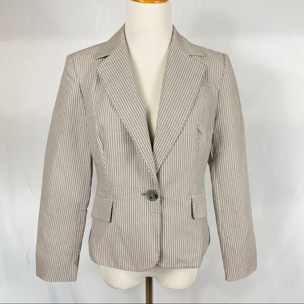 PETITE SOPHISTICATE Seersucker Beige Tan Striped Blazer Jacket One Button - Picture 2 of 8